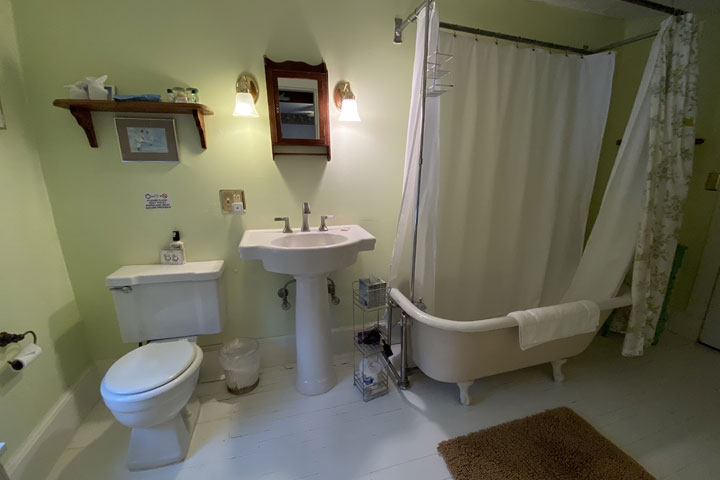 Celia Bathroom 1 | Follansbee Inn, Lake Sunapee, NH