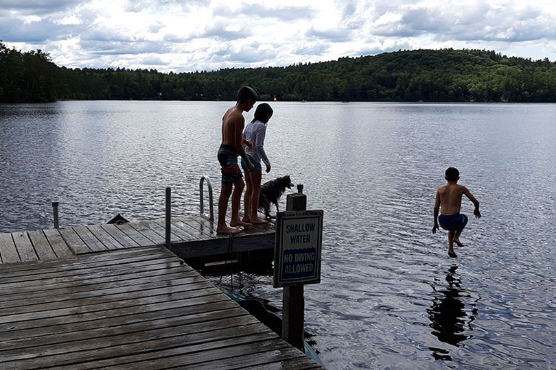New Hampshire Lakefront Family Vacation: Follasnbee Inn, Kezar Lake, North Sutton, NH B&B