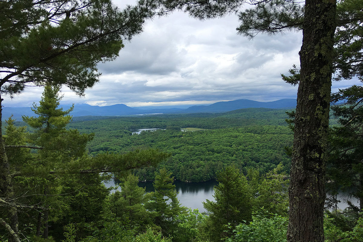 New Hampshire Hiking: Follansbee Inn, B&B in NH