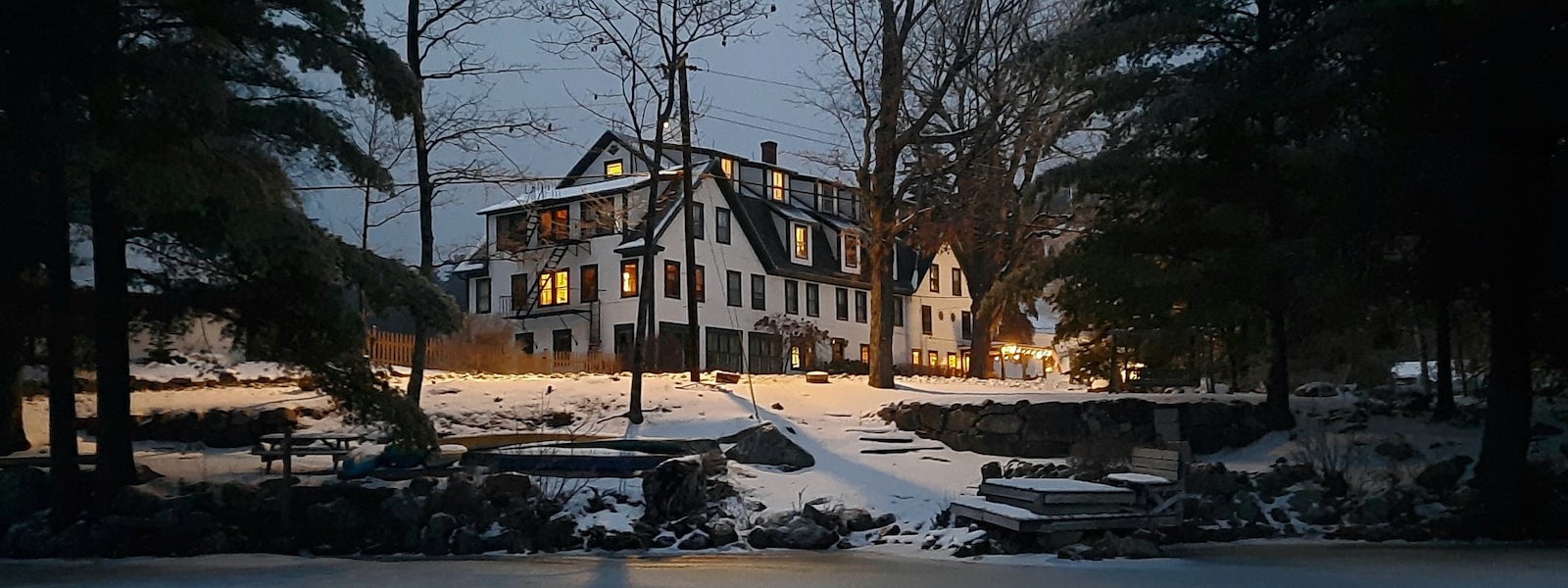 New Hampshire winter getaway: Follansbee Inn B&B